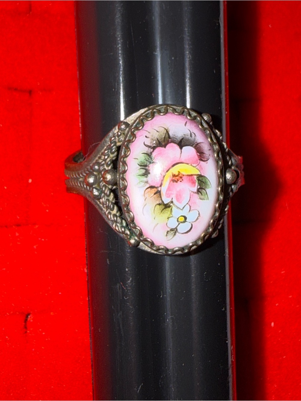 Hand-Painted Pink Floral Porcelain Ring - Vintage Style